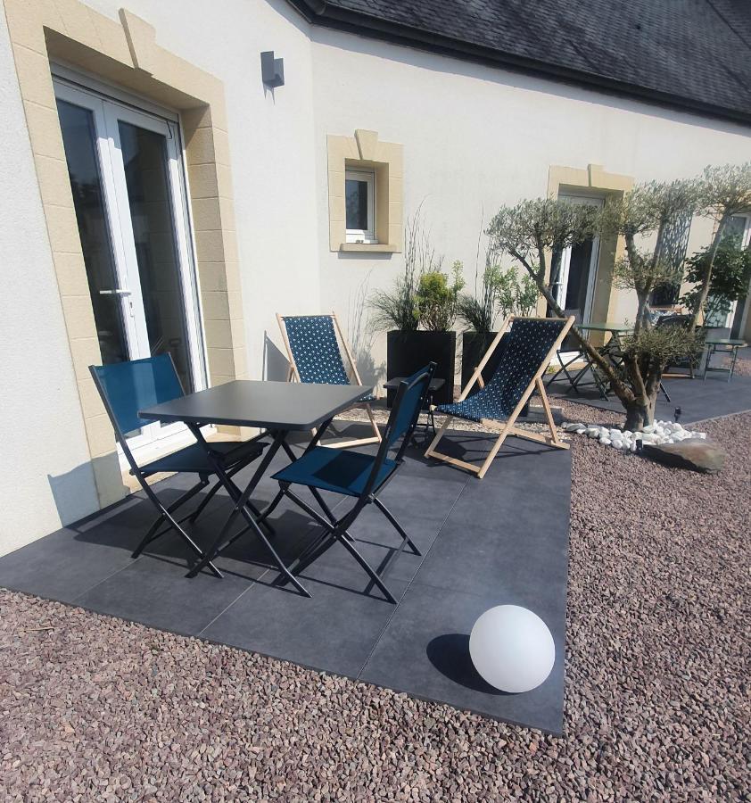 Le Coup De Foudre Bed & Breakfast Le Molay-Littry Exterior photo