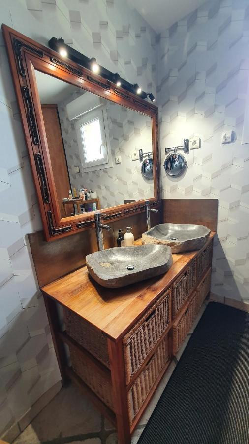 Le Coup De Foudre Bed & Breakfast Le Molay-Littry Exterior photo