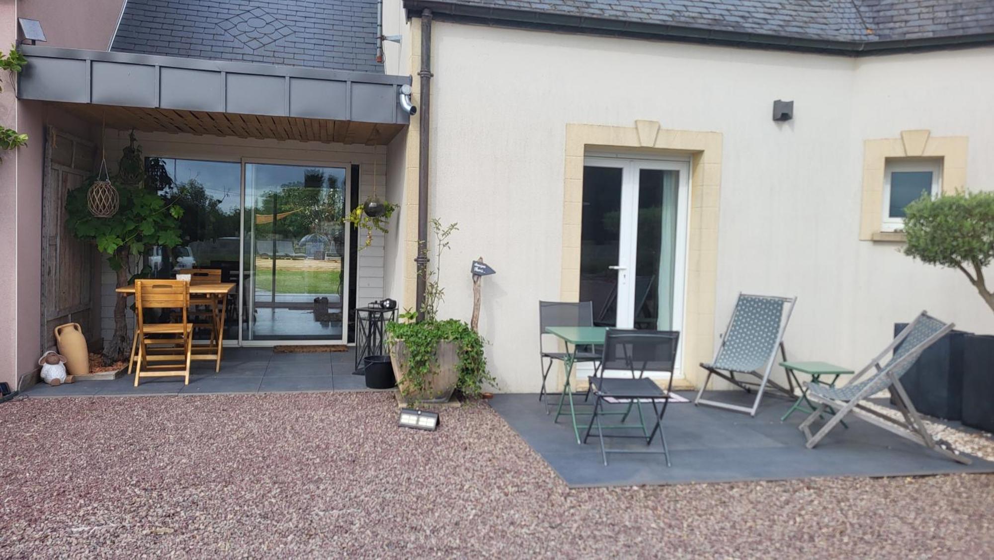 Le Coup De Foudre Bed & Breakfast Le Molay-Littry Exterior photo